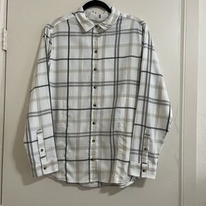 Jachs Girlfriend Women Plaid Shacket Medium Minimalist Comfort Cowgirl Barn Cozy